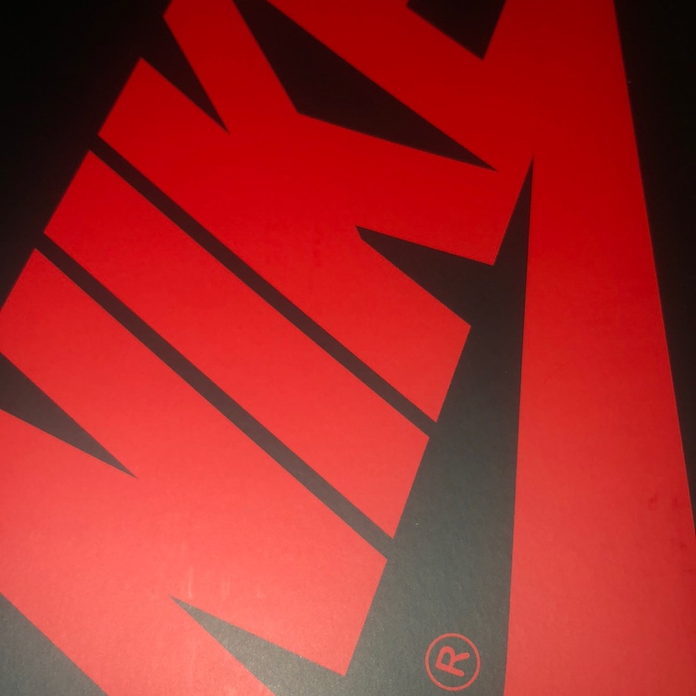 Shoe box